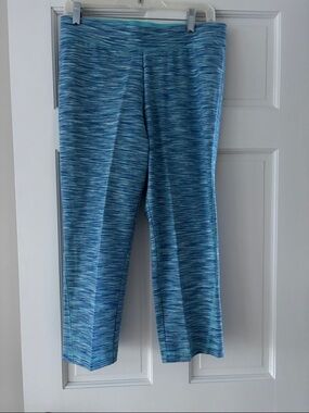 Women’s Talbot M never worn workout capri